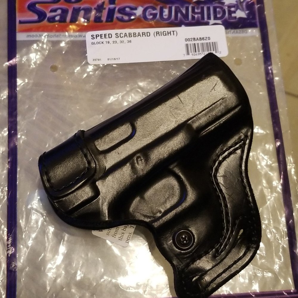 Desantis Sky Cop Holster For Glock 19/26
